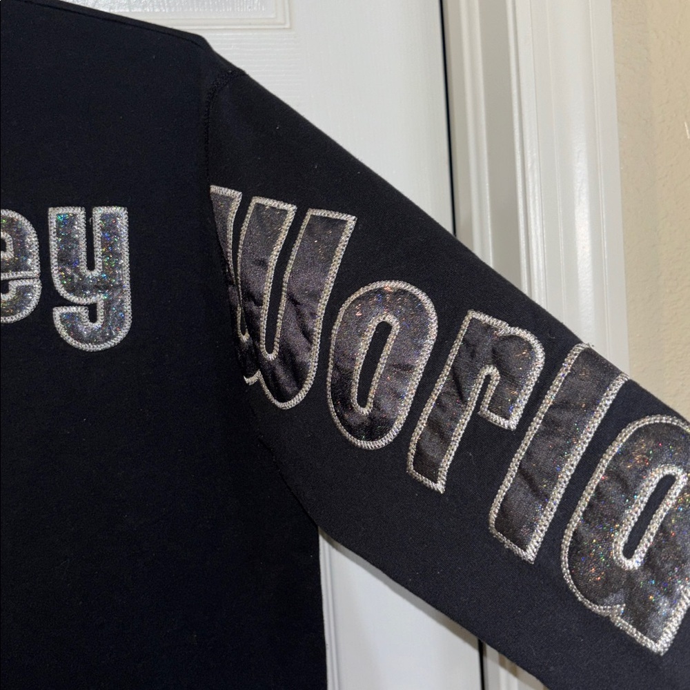Walt Disney World spirit jersey- SZ M - Picture 4 of 7